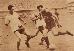 1966:  Boca le ganó a Huracán 2 a 1 