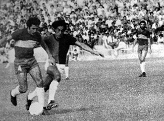 1977:  Boca empató con Colón (Santa Fe) 1 a 1 