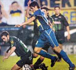 2002:  Boca empató con Nueva Chicago 0 a 0 