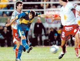 2005:  Boca le ganó a Huracán (Tres Arroyos) 4 a 2 