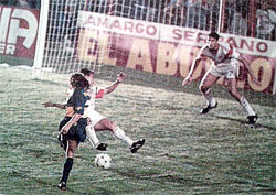 1994:  Boca le ganó a Estudiantes (La Plata) 2 a 1 